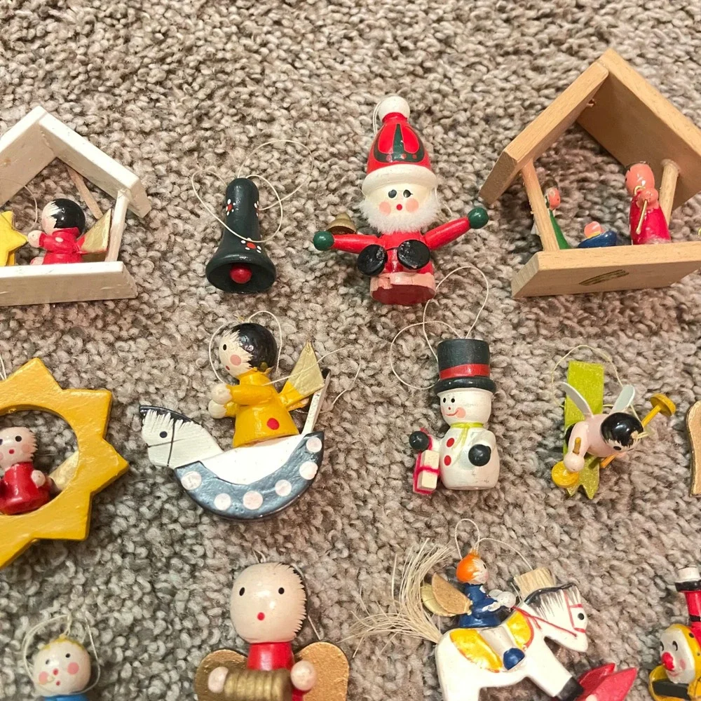 Vtg kitschy 70s plush Wooden felt ceramic Christmas‎ Tree Ornament lot 32 taiwan